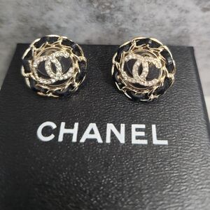 CHANEL Elegant Black and Gold Earrings✨